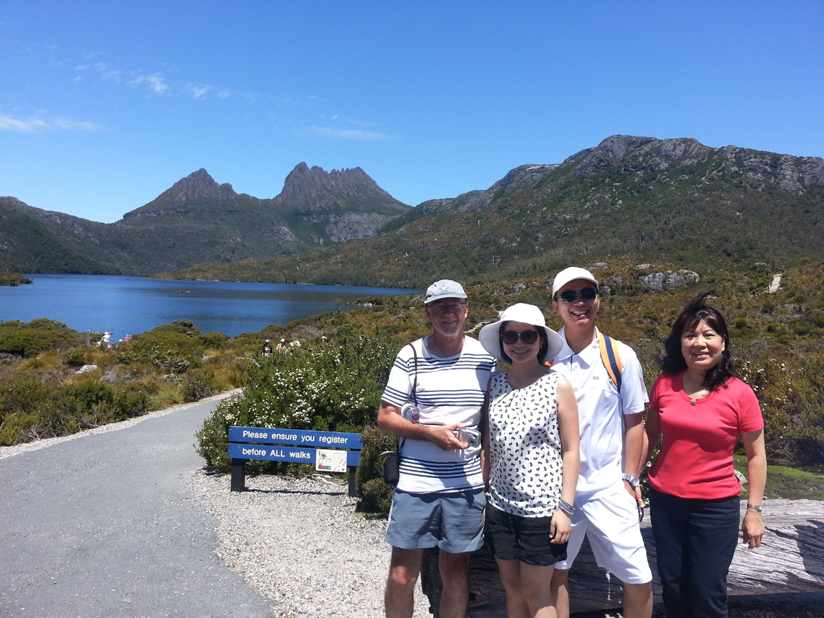 Cradle Mountain Coach Day Tours ex Launceston Tasmania